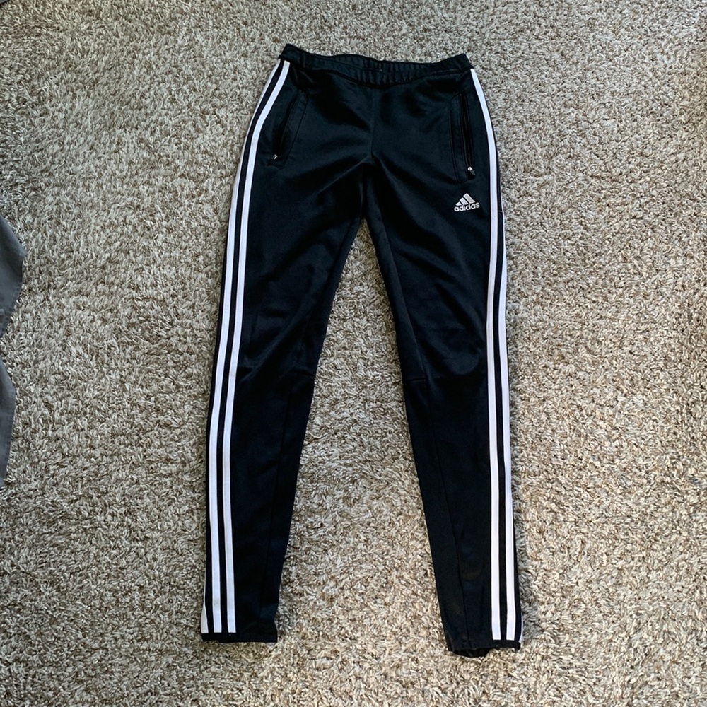 Women’s Adidas sweatpants